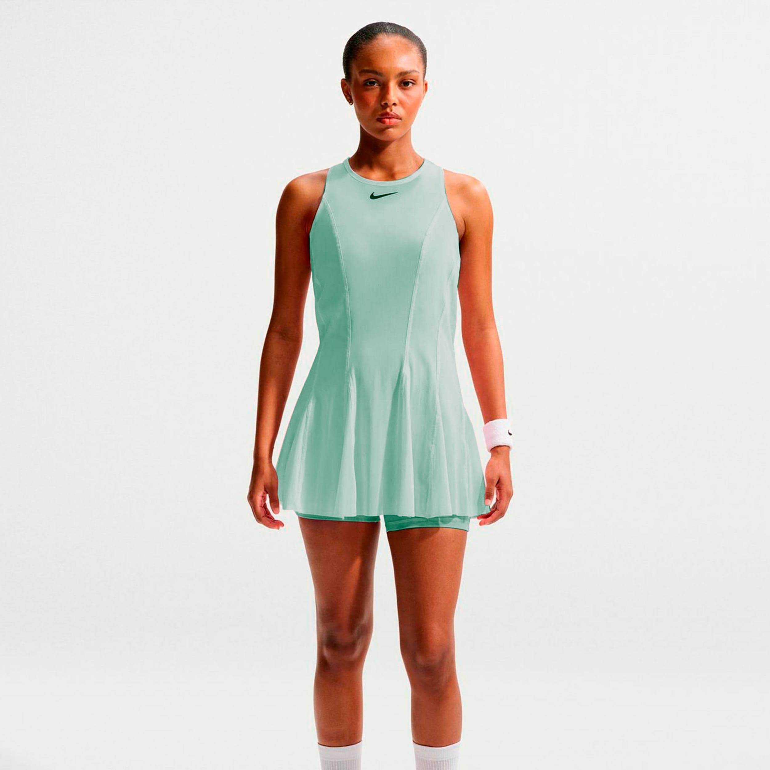 Court Slam Dress Sage, Black