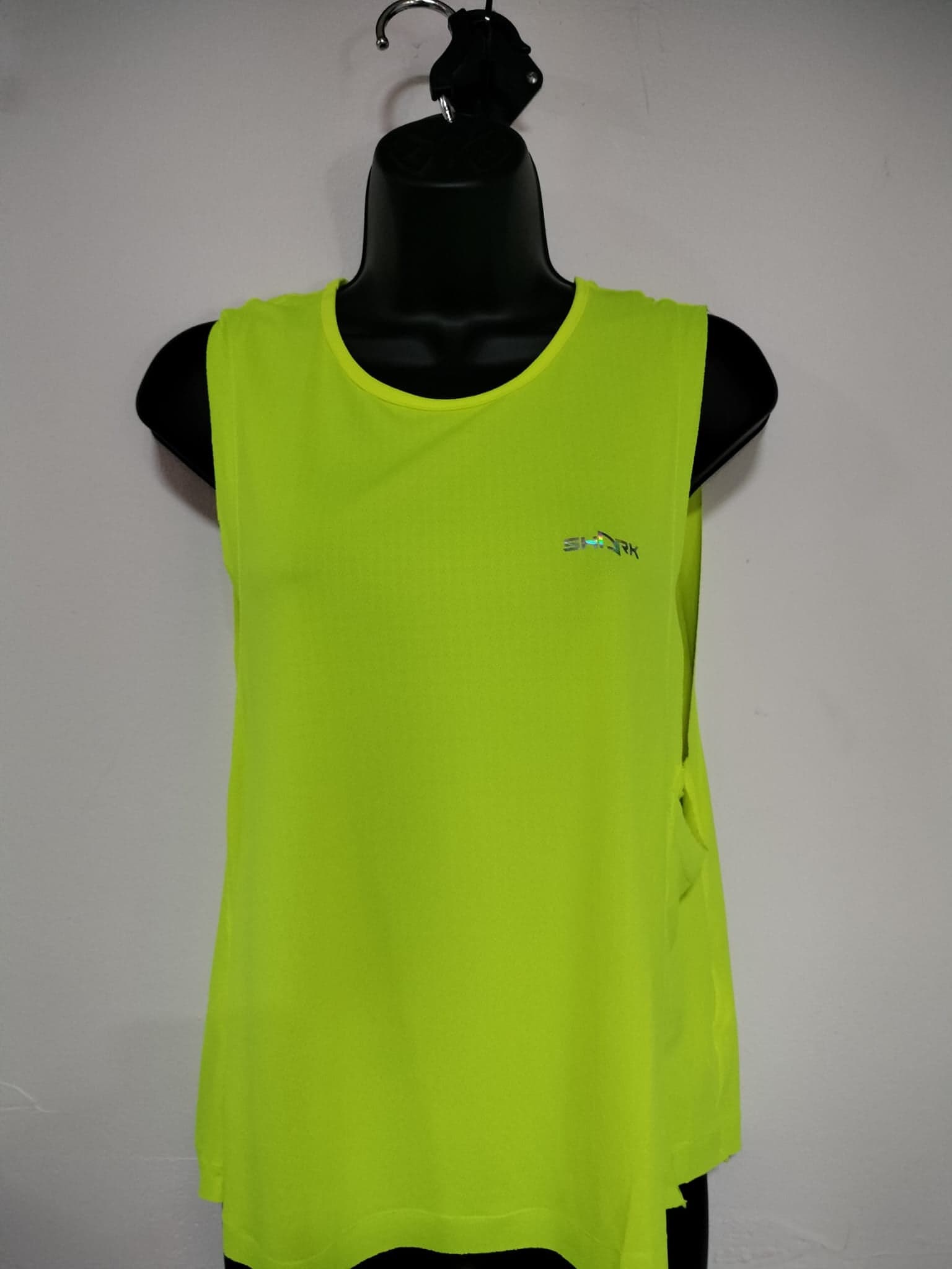 Machado Neon