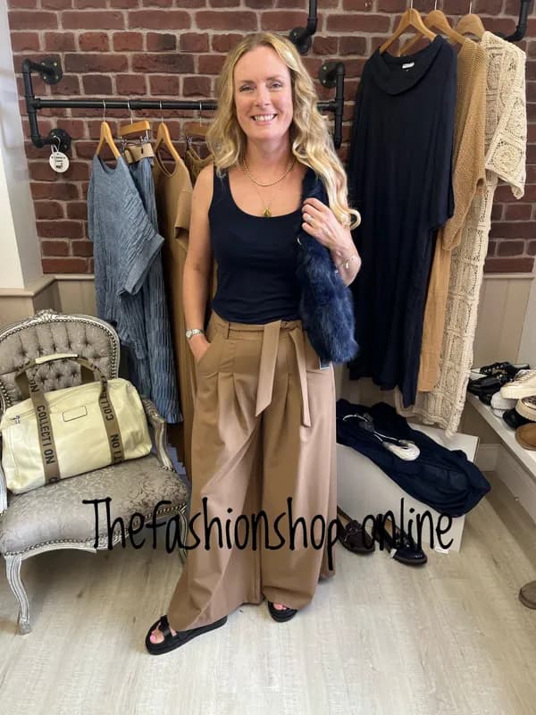 Wide Leg Belted Trousers